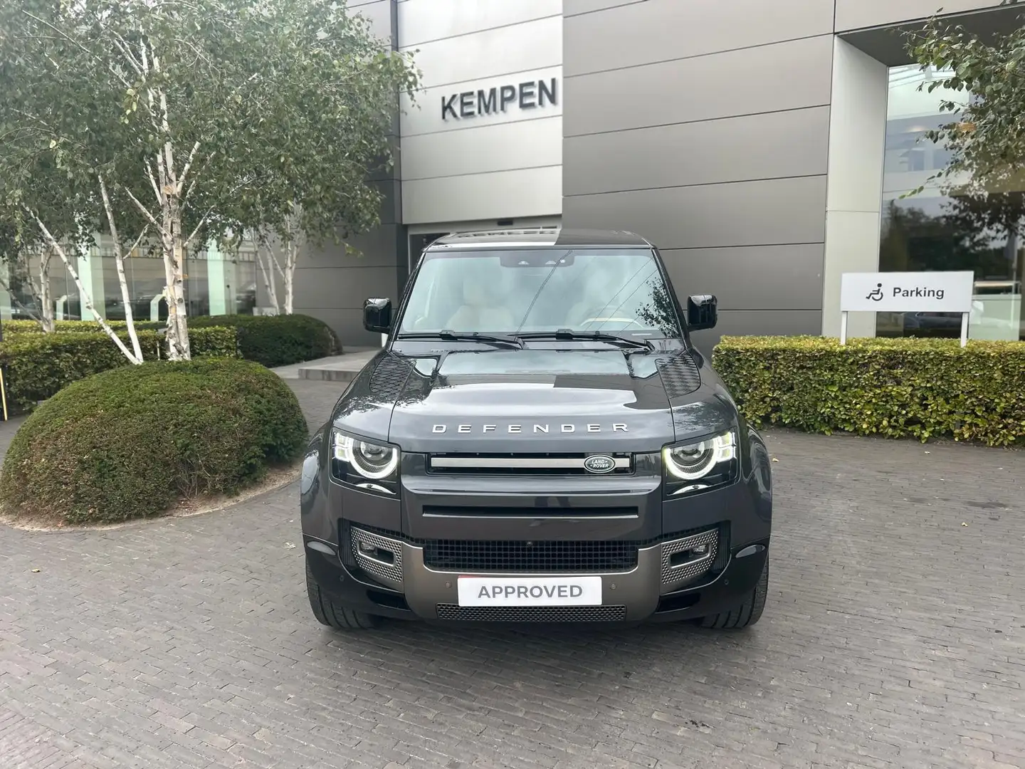 Land Rover Defender 90 V8 Dynamic HSE // Lichte Vracht Gris - 2