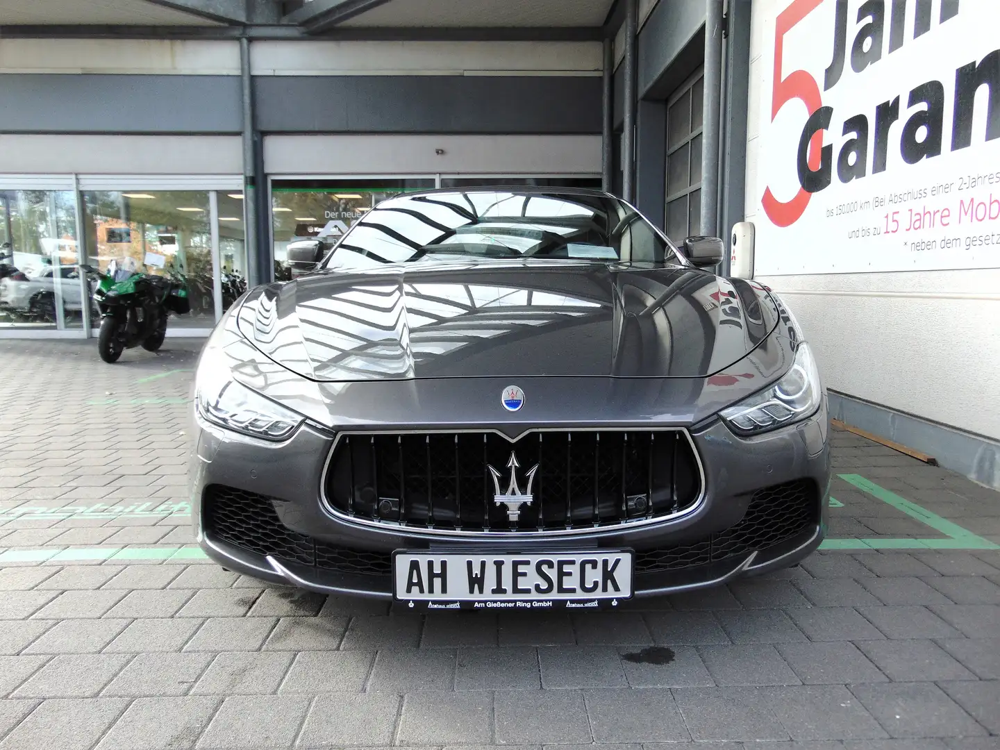 Maserati Ghibli GHIBLI/QUATTROPORTE S Q4 Grau - 2
