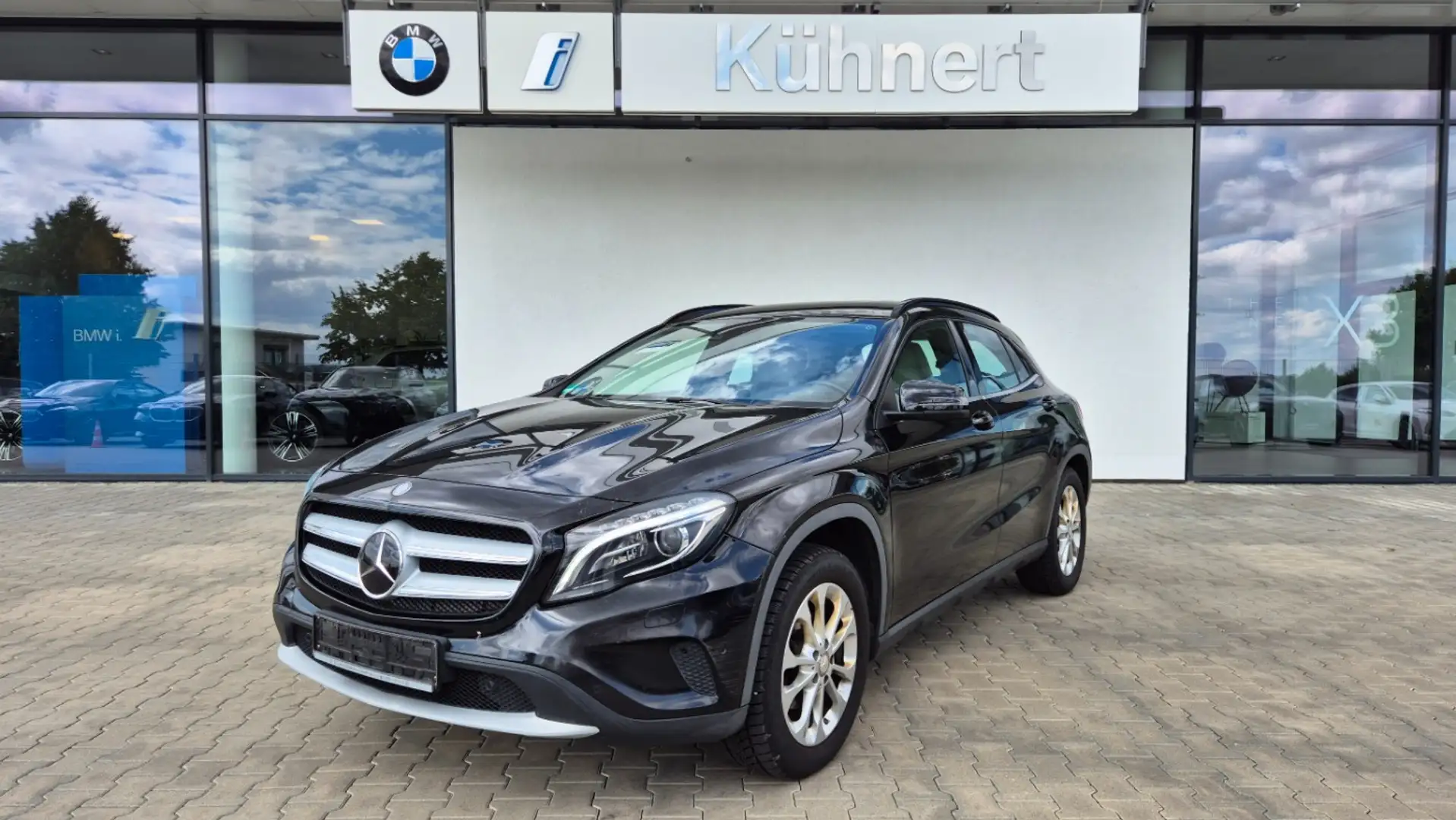 Mercedes-Benz GLA 220 CDI +nur an Händler/Export+ Чорний - 1