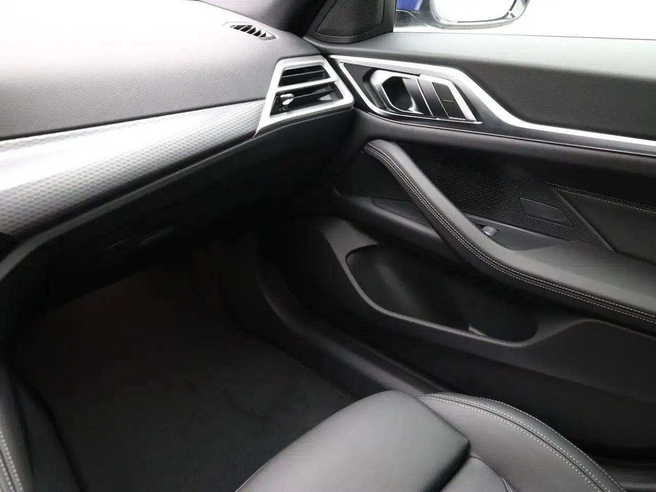 BMW 4 Series 2026 — фото 15