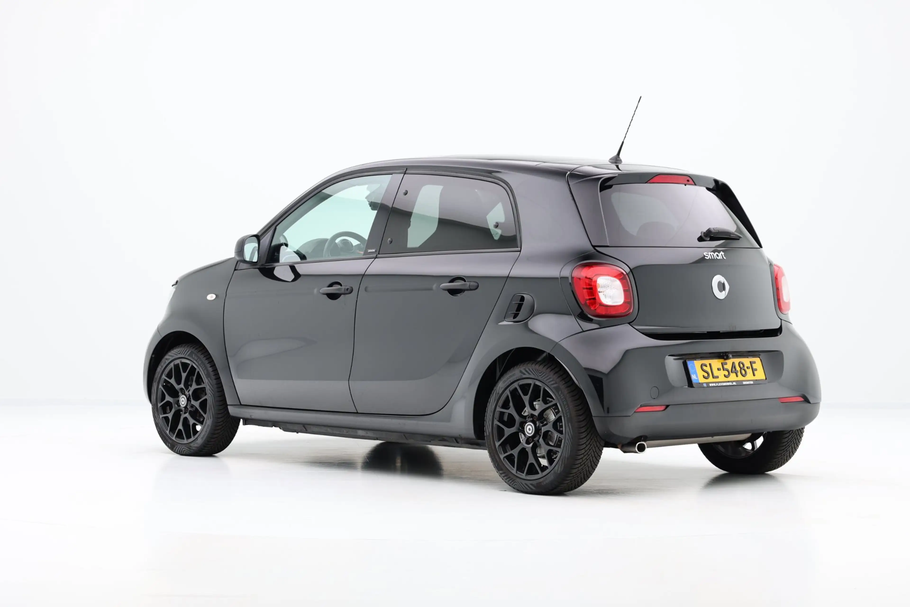 smart forFour 1.0 Passion 5-drs Pano|Clima|Cruise|Navi|LMV — photo 32