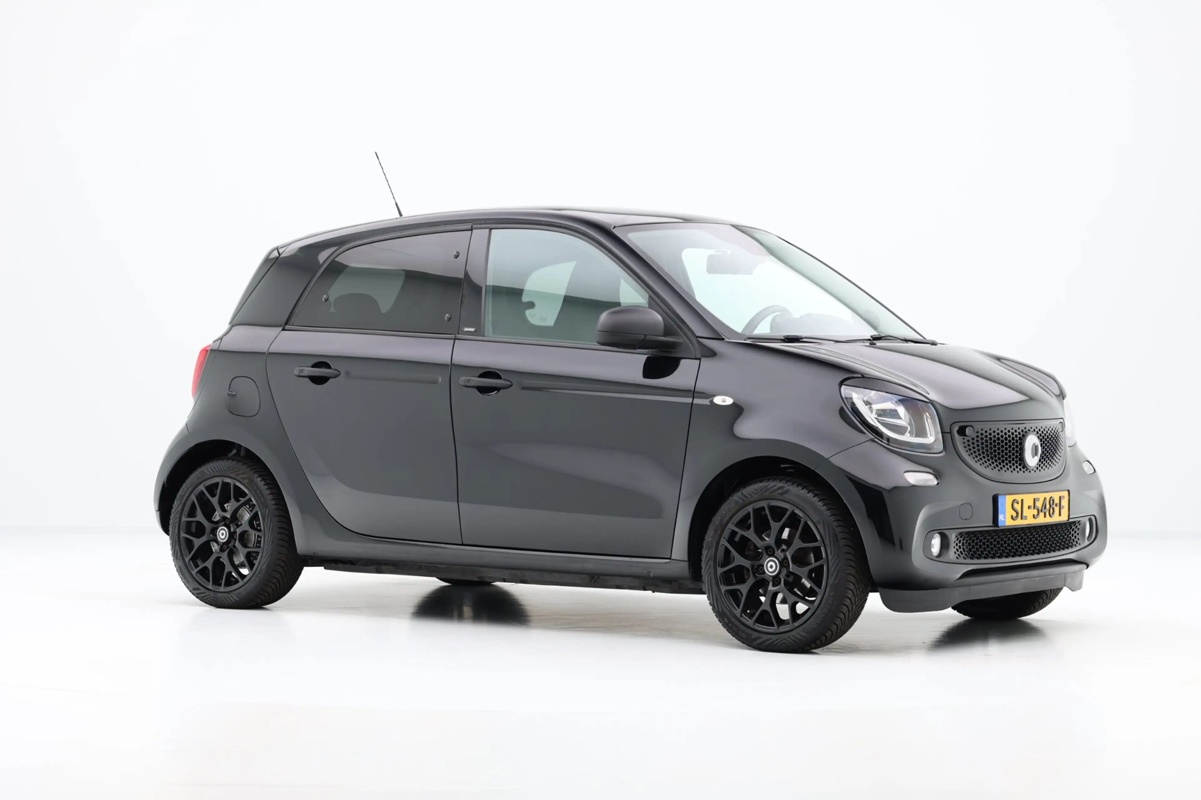smart forFour 1.0 Passion 5-drs Pano|Clima|Cruise|Navi|LMV — photo 4