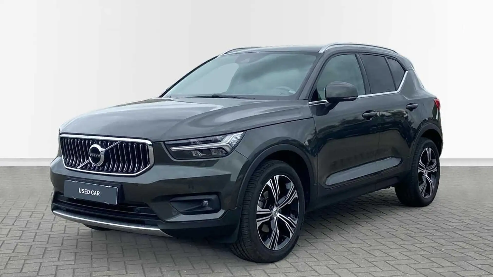 Volvo XC40 Inscription D3 Geartronic Grau - 1