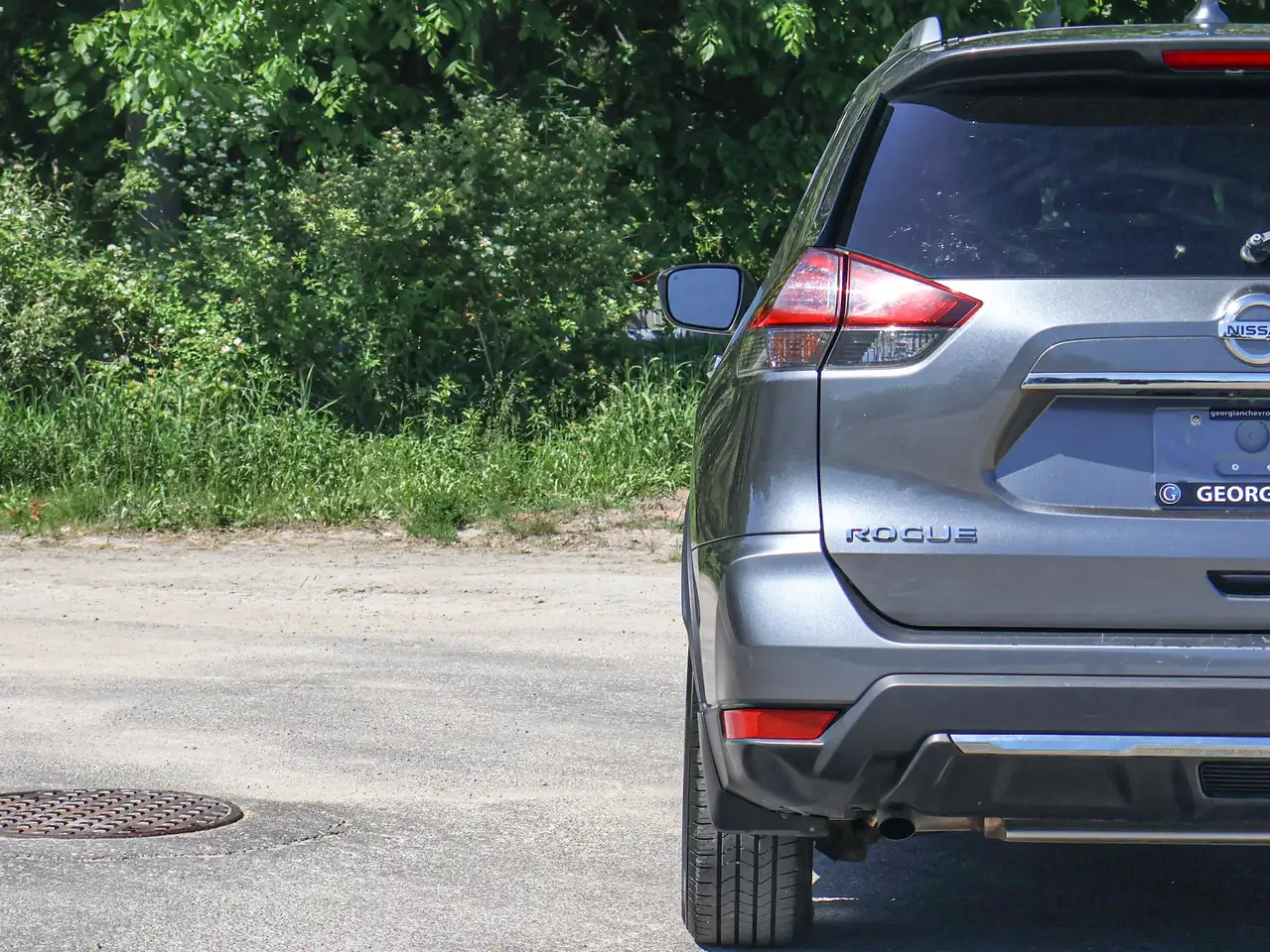 Nissan Rogue снимка Nissan Rogue