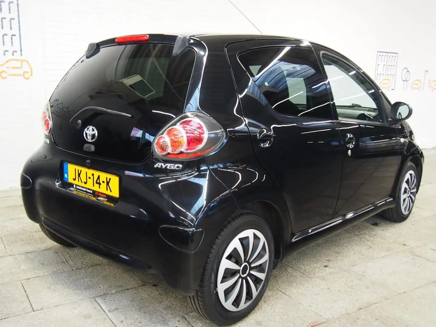 Toyota Aygo 1.0 VVT-i Comfort Airco (APK:Nieuw) Incl.Garantie Zwart - 2