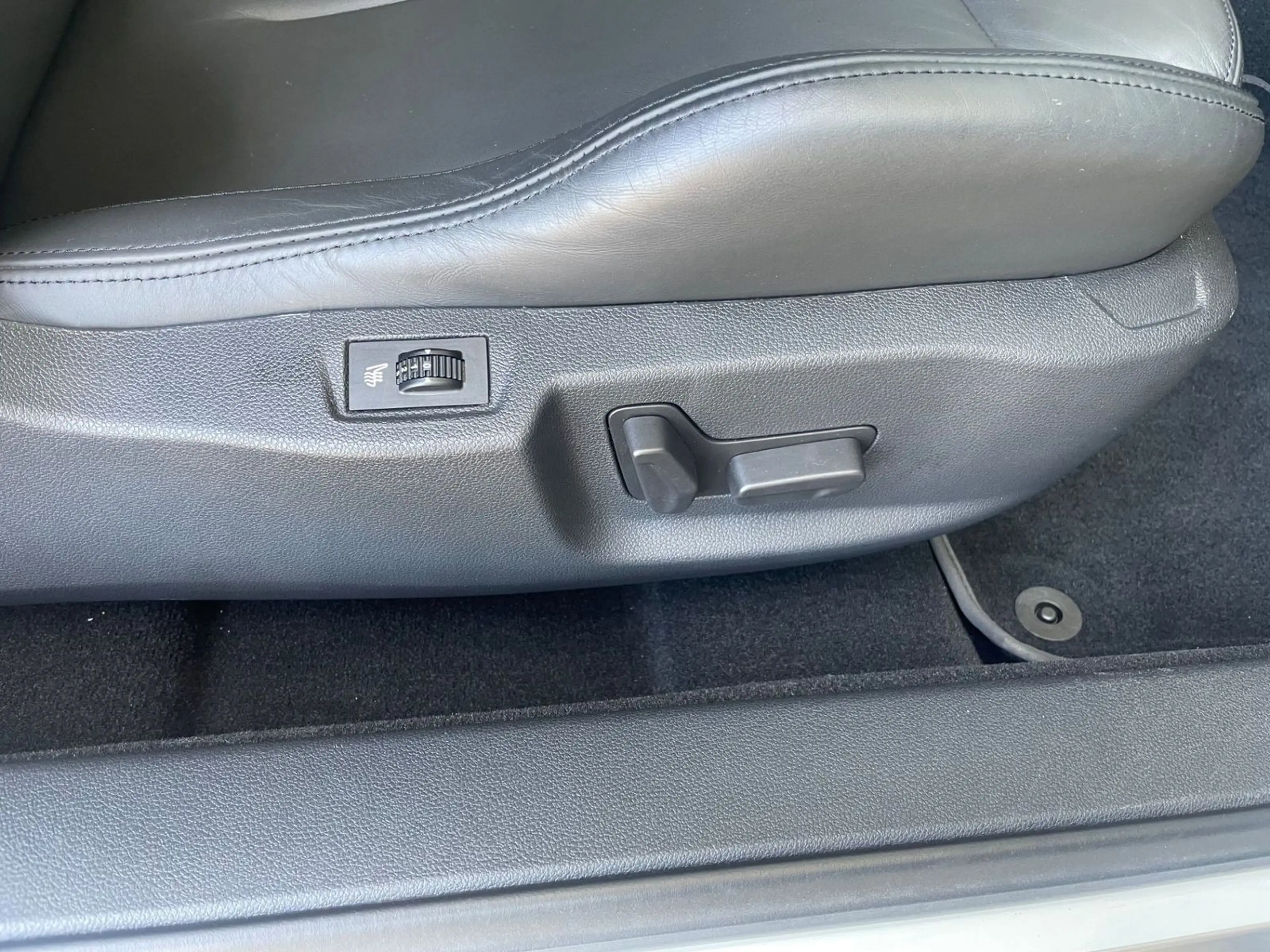 Peugeot RCZ 1.6 200 THP Basis — photo 13