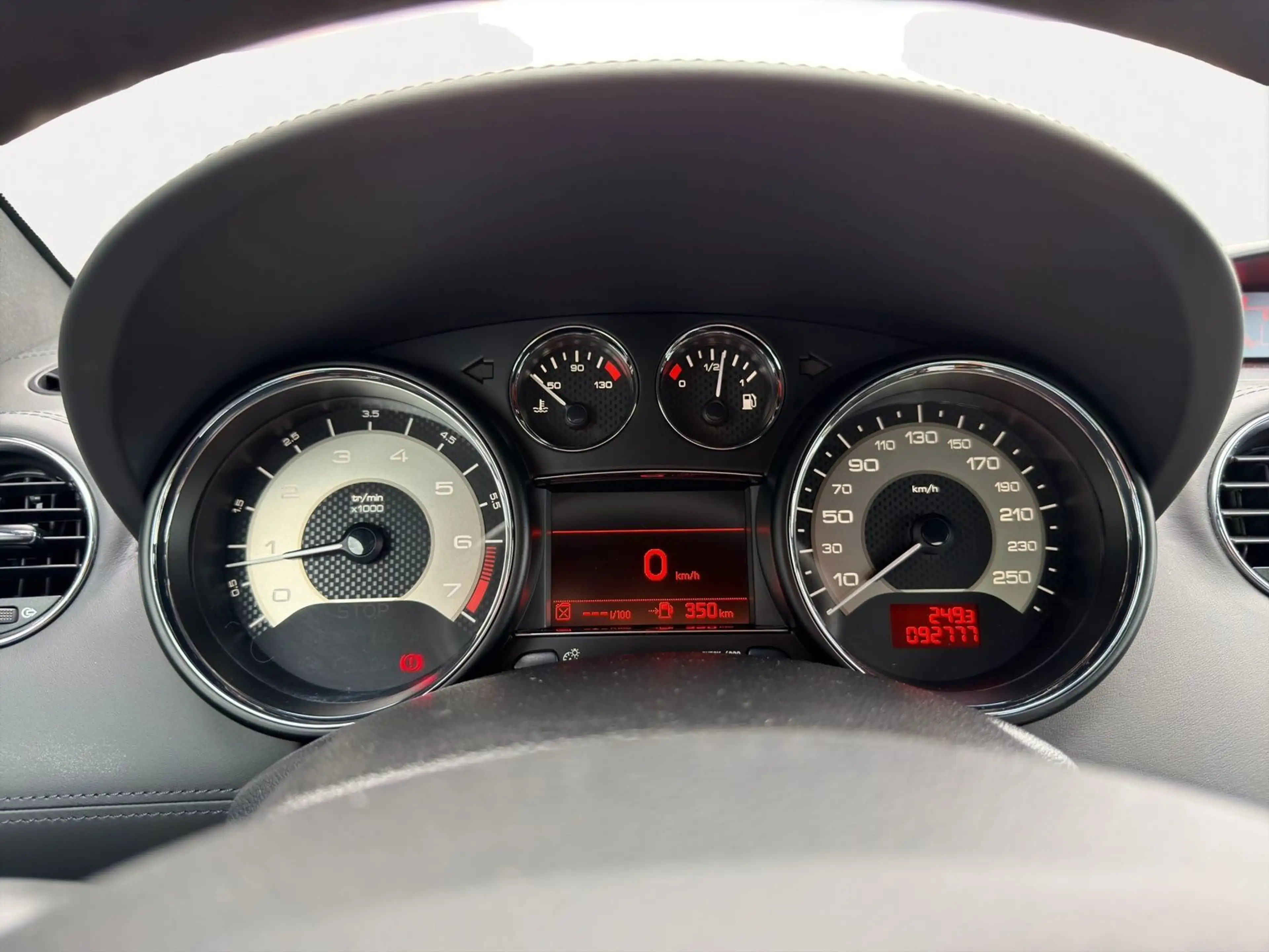 Peugeot RCZ 1.6 200 THP Basis — photo 8