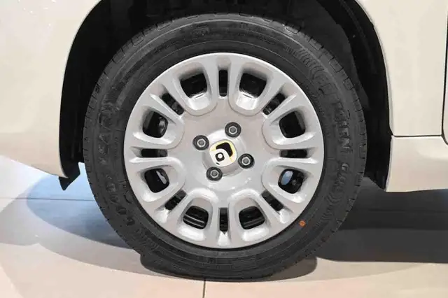 Fiat Panda view 6