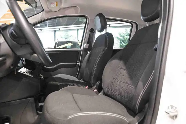 Fiat Panda view 10