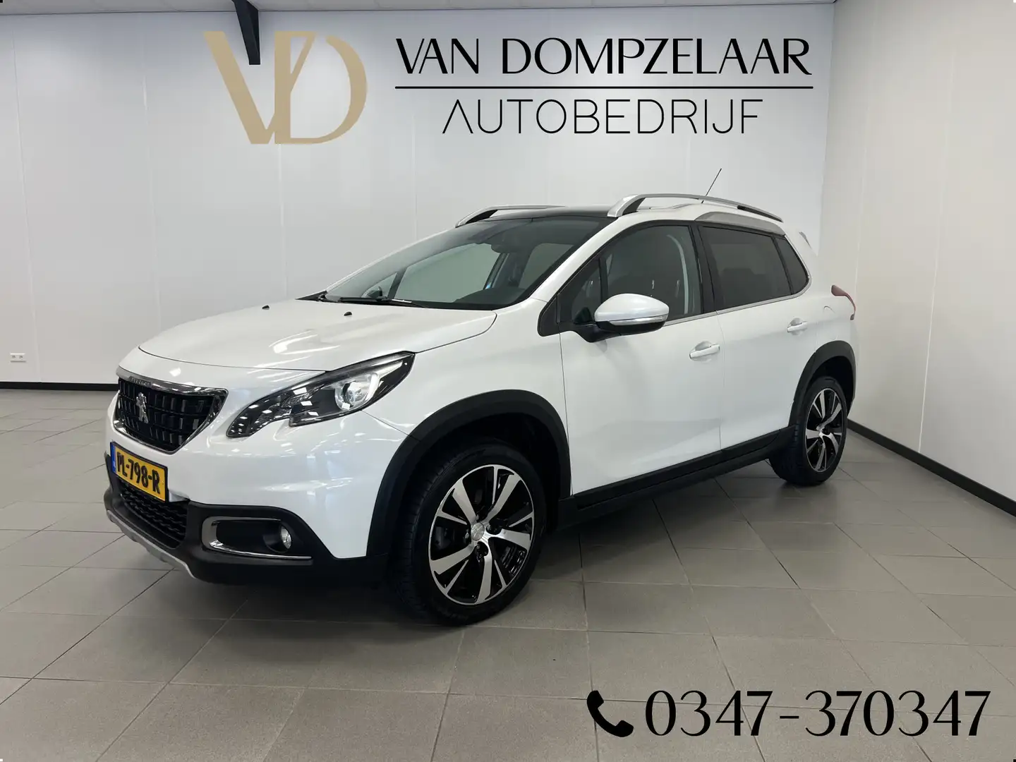 Peugeot 2008 1.2 PT 111PK / Allure / Panoramadak / Climate.C / Wit - 1