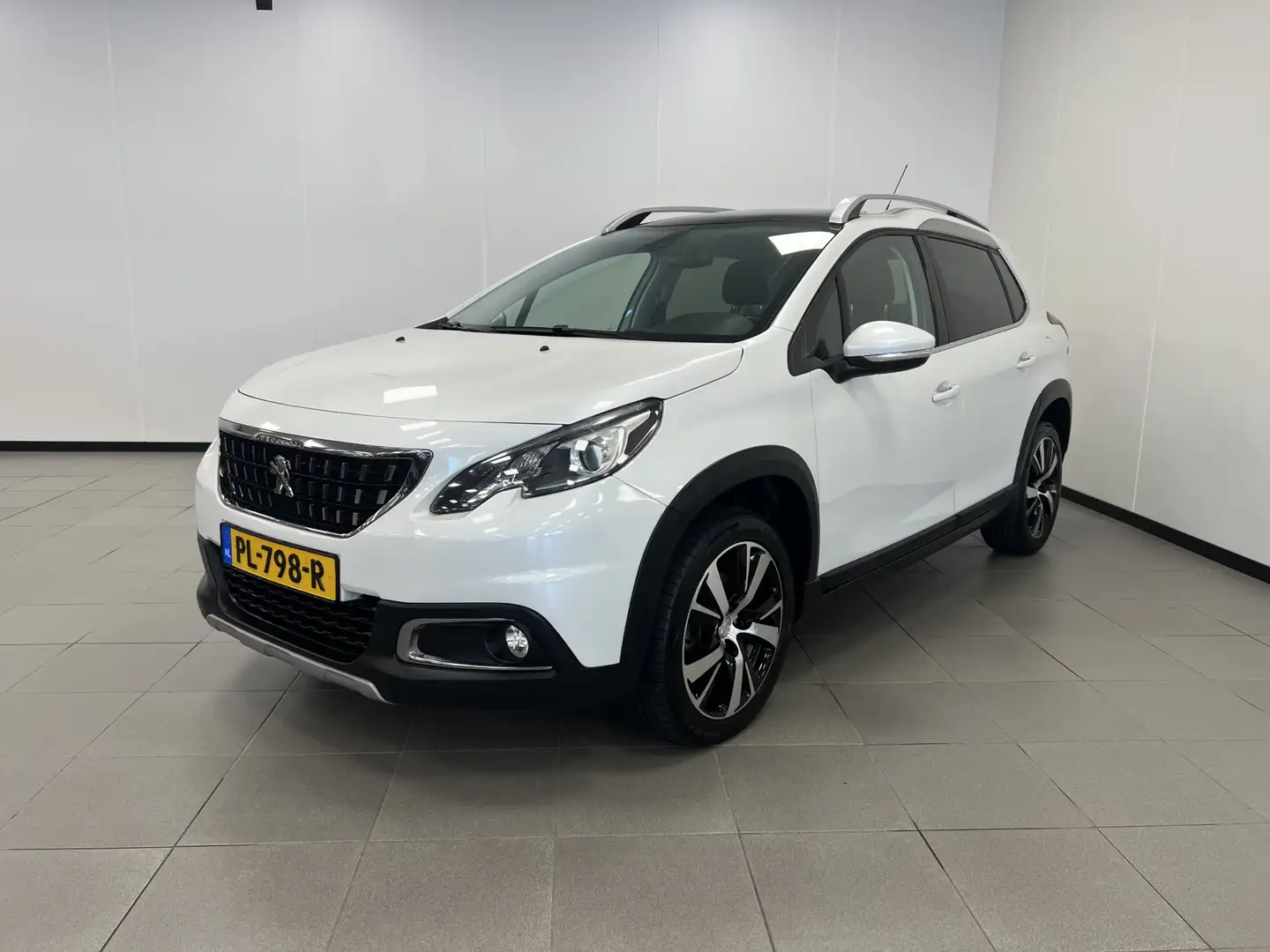 Peugeot 2008 1.2 PT 111PK / Allure / Panoramadak / Climate.C / Wit - 2