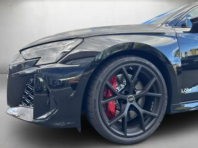 Audi RS3 view 4