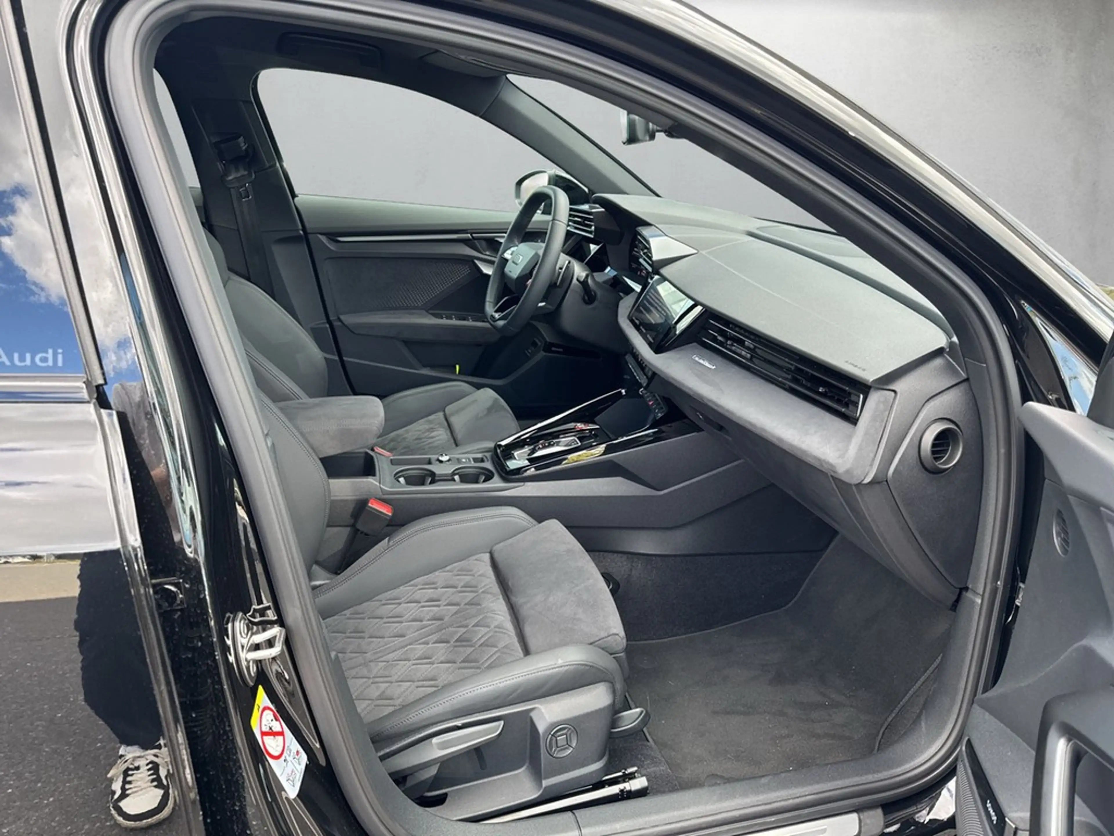 Audi RS3 RS 3 Sportback 294 kW S tronic — photo 12