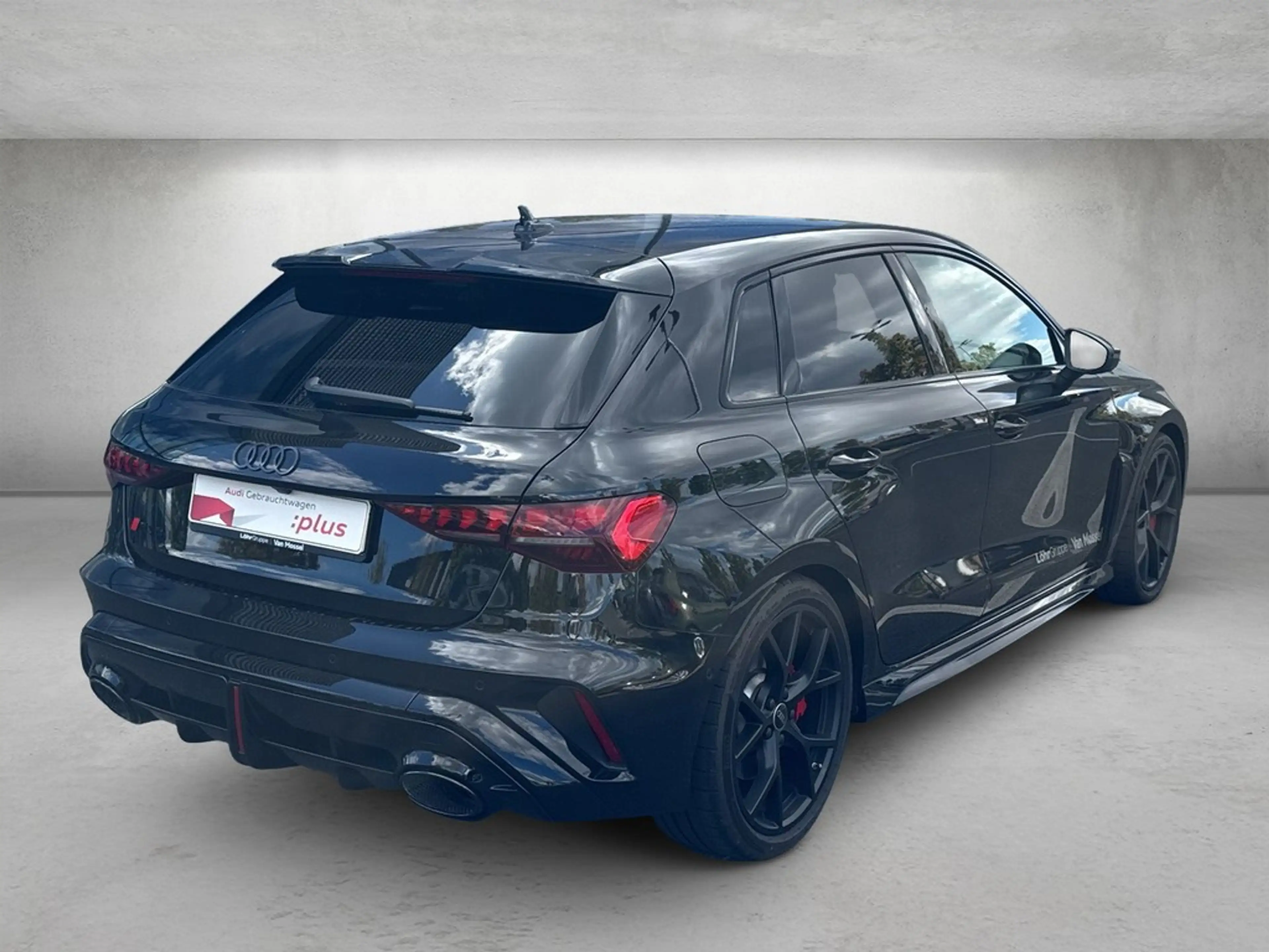 Audi RS3 RS 3 Sportback 294 kW S tronic — photo 2
