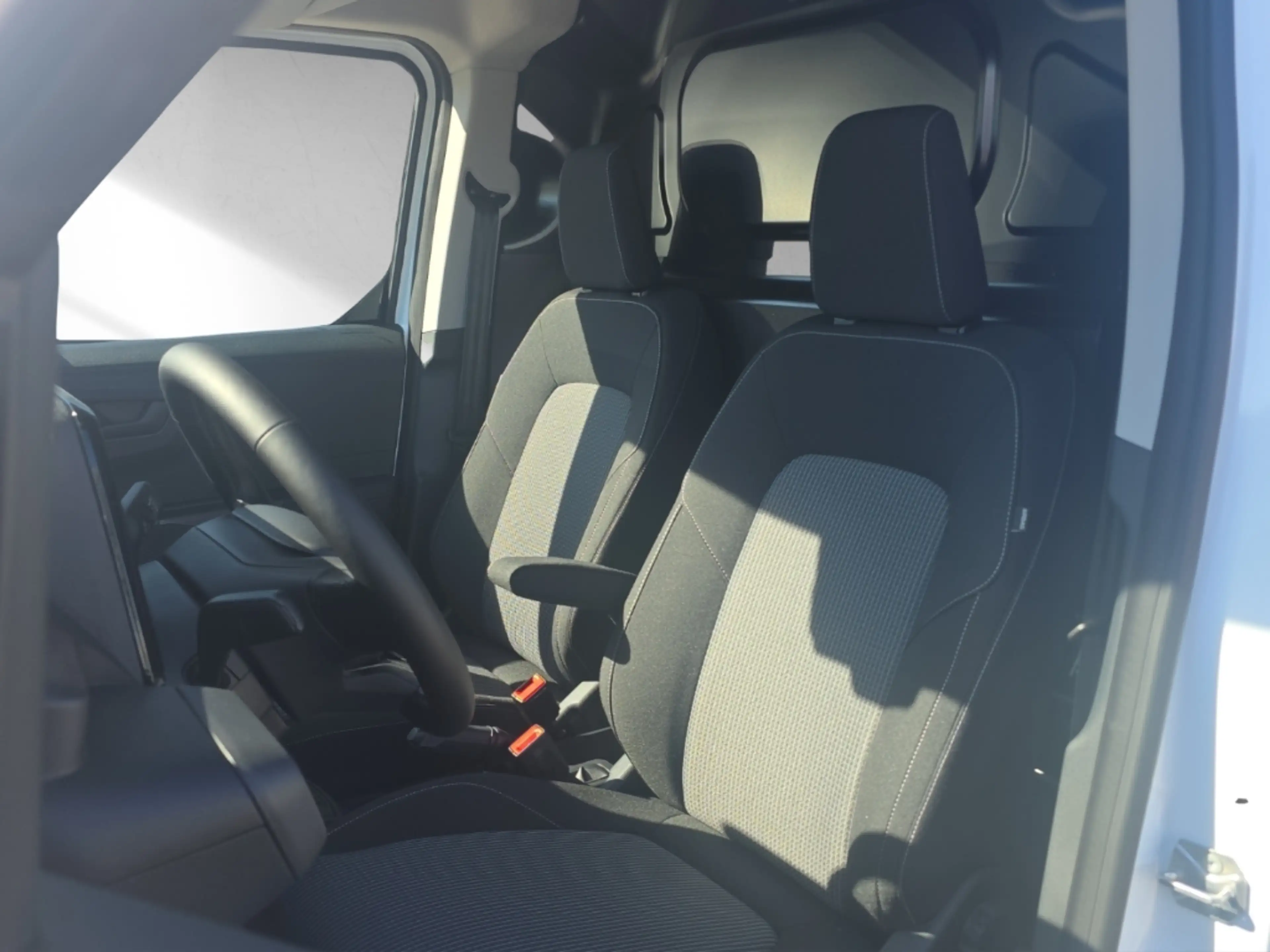 Ford Transit Courier Trend 1.0 EcoBoost EU6e *Automatik *Ganzjahresbere — photo 12
