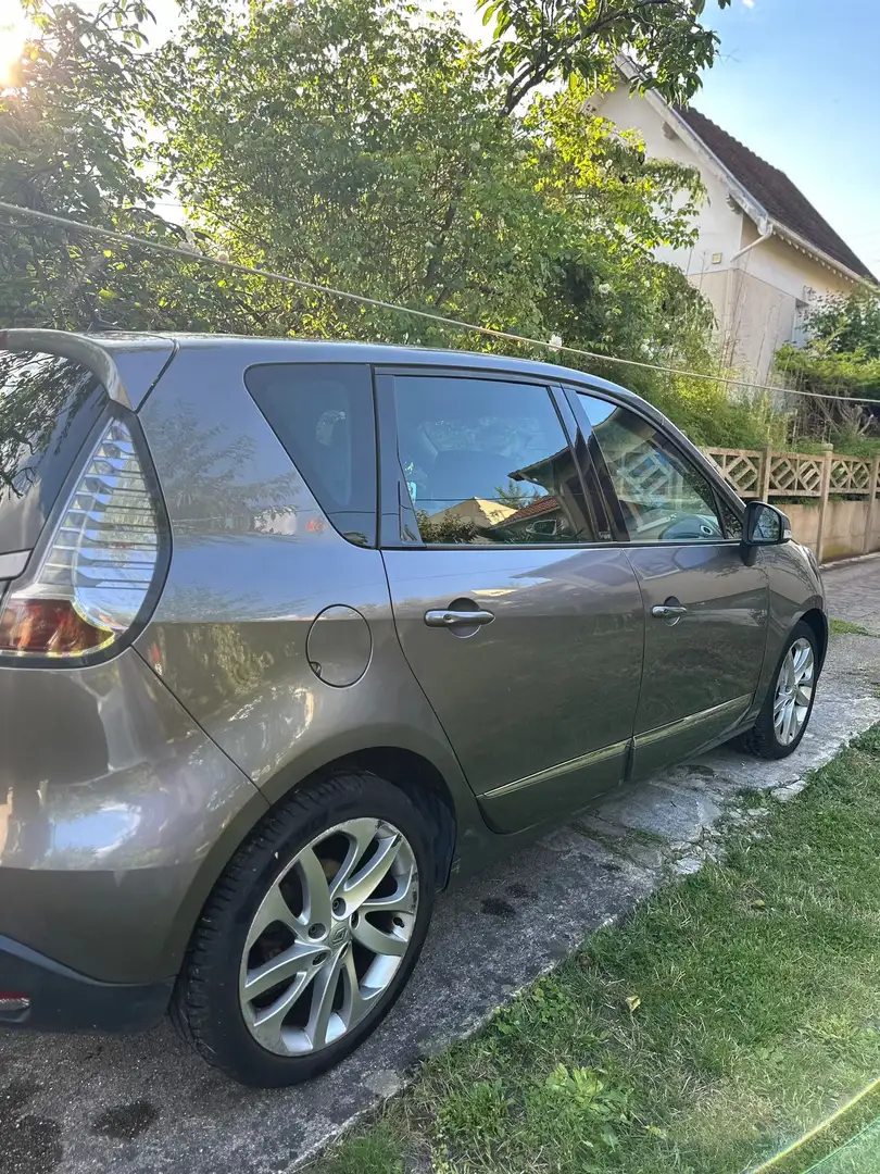 Renault Scenic Scenic dCi 130 Energy eco2 Initiale Gris - 2