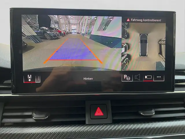 Audi RS4 view 15