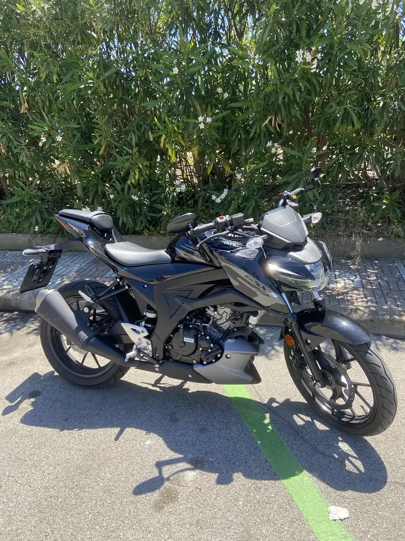 Suzuki GSX-S 125 Vendo Suzuki GSX-S 125 ABS en color Negro Titan, m - 1
