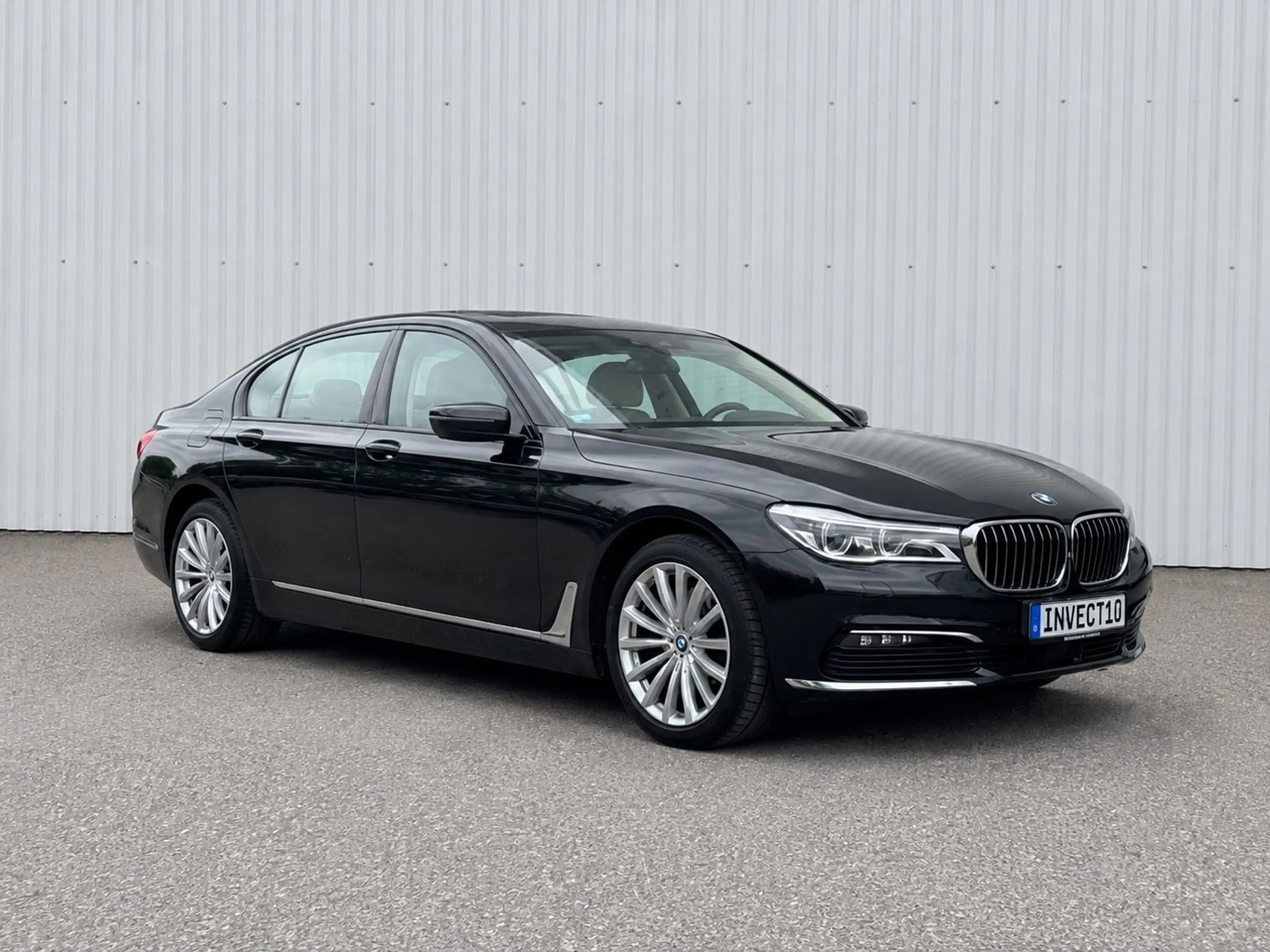 BMW 740 d xDrive*HUD*Soft Close*Massage*360 Kamera* — photo 21