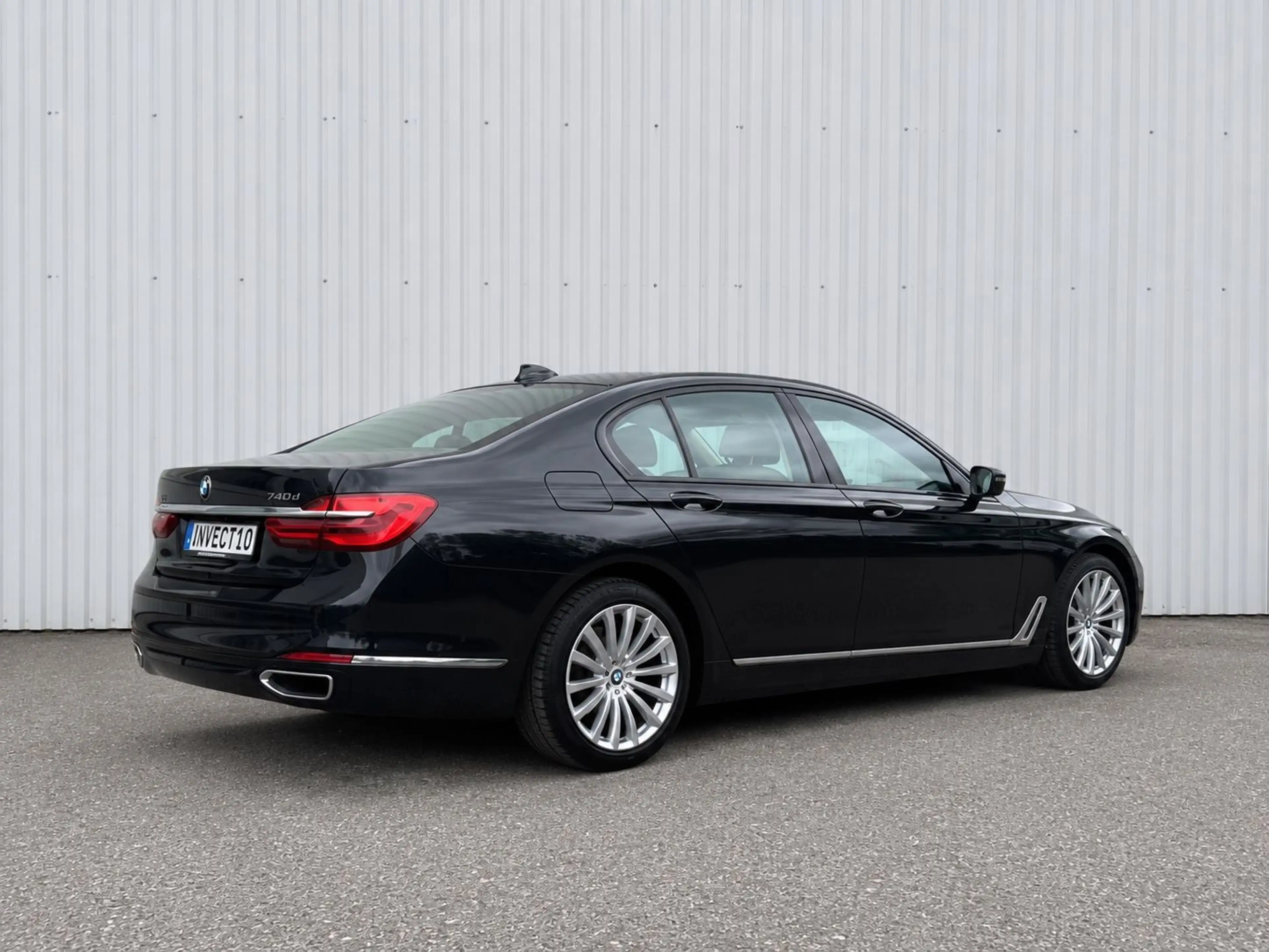 BMW 740 d xDrive*HUD*Soft Close*Massage*360 Kamera* — photo 24