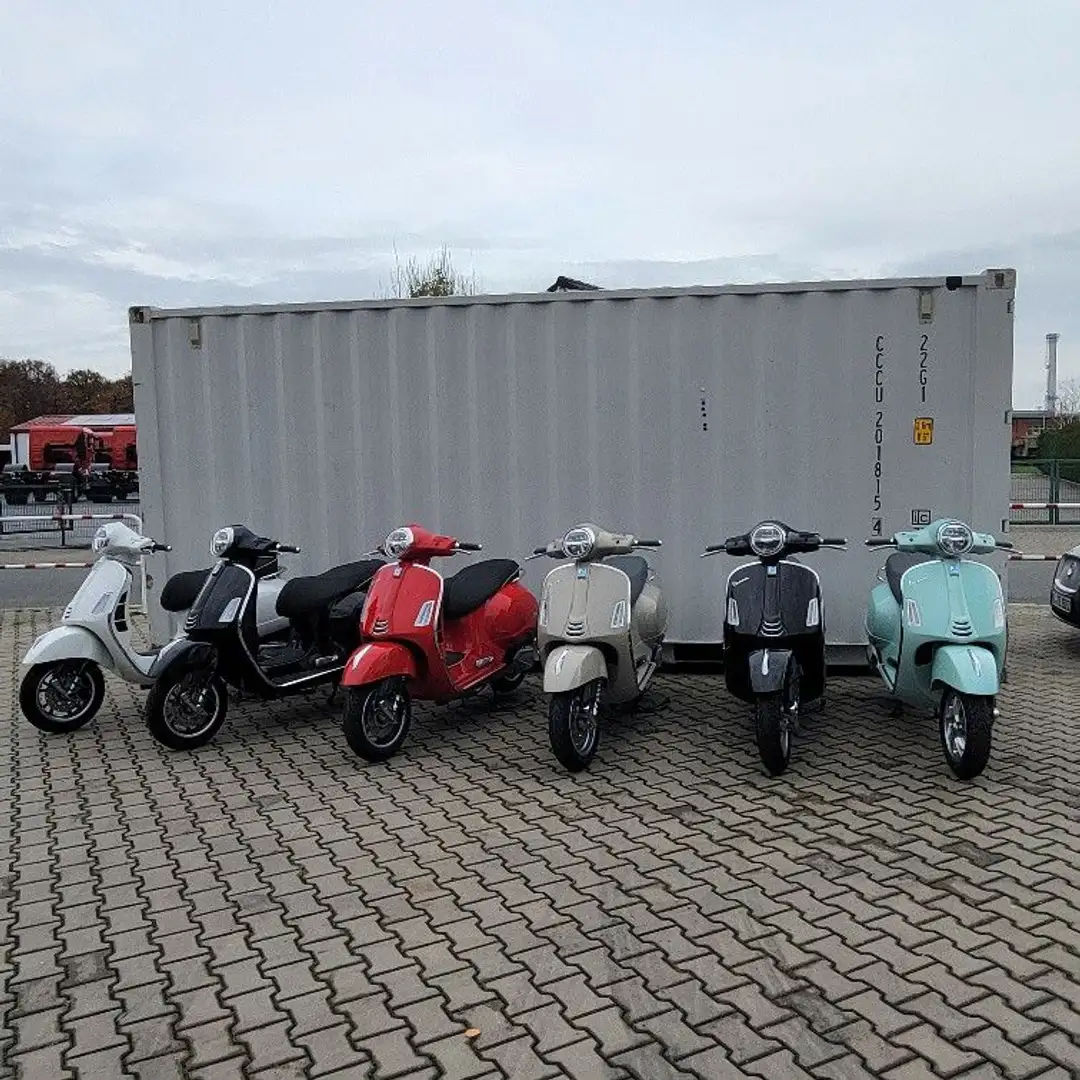 Vespa GTS 125 ie & Super 25er e5+ 3. J Garantie ! Beige - 1