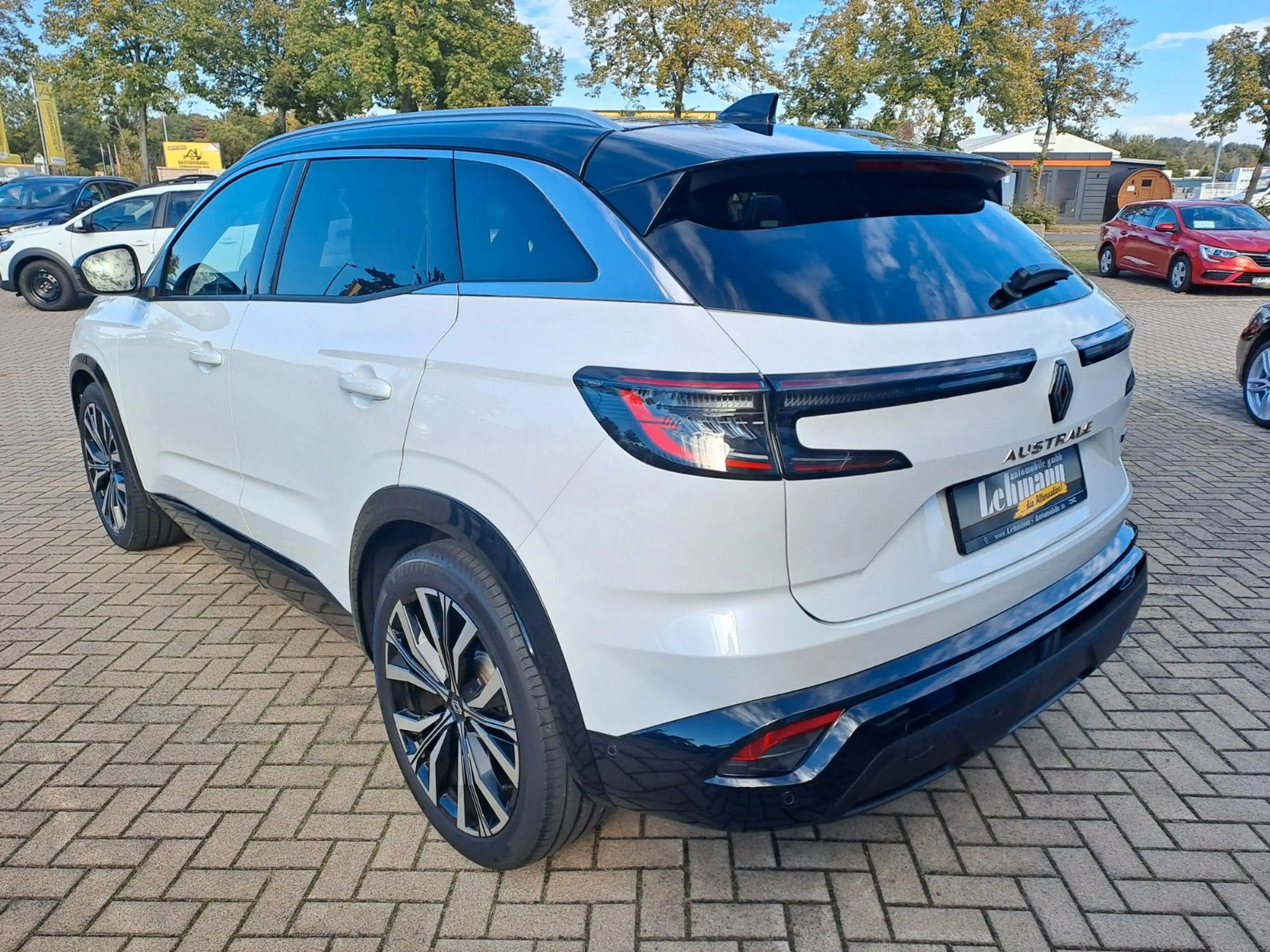 Renault Austral Iconic Hybrid 200 — photo 7