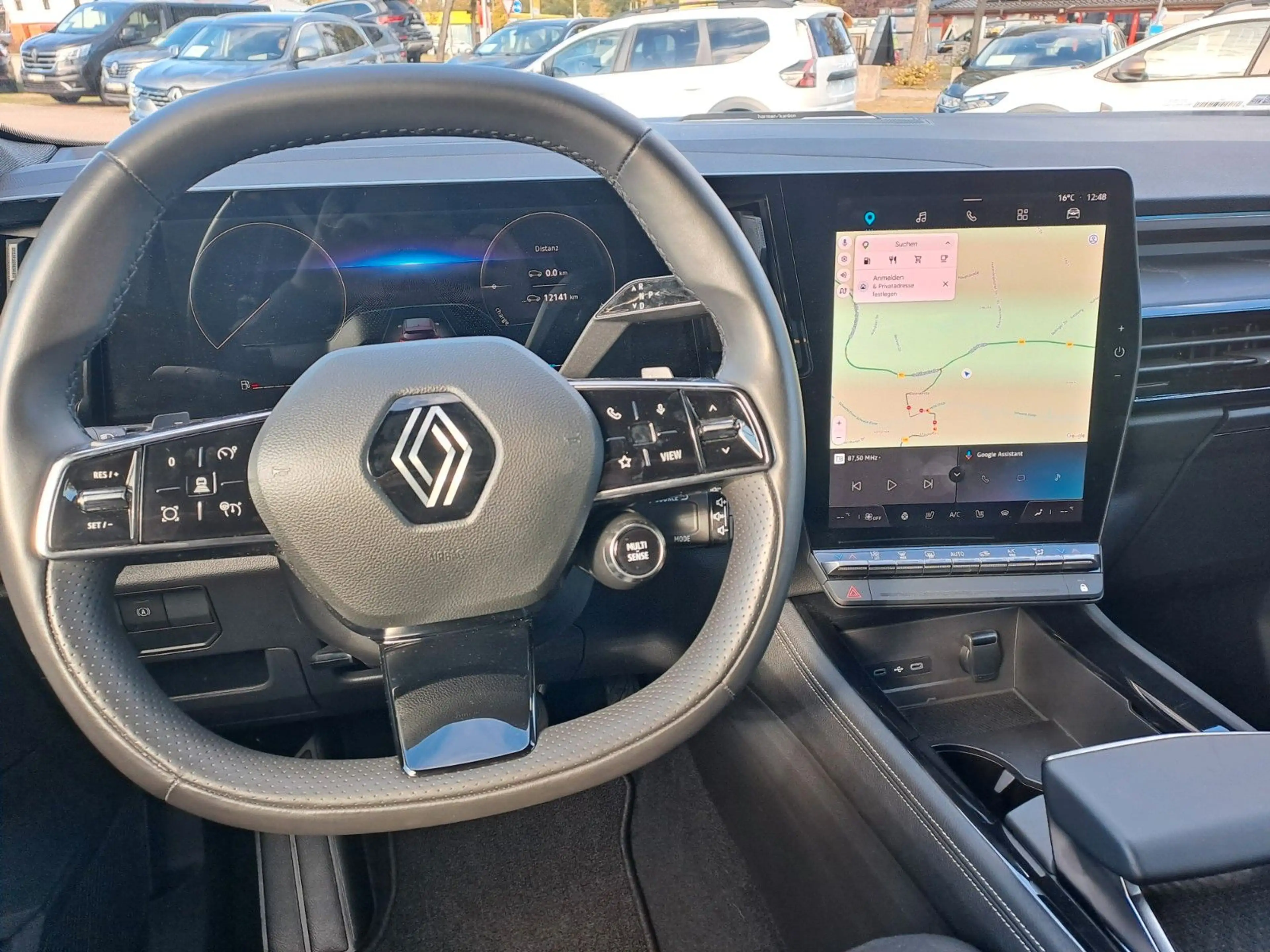 Renault Austral Iconic Hybrid 200 — photo 15