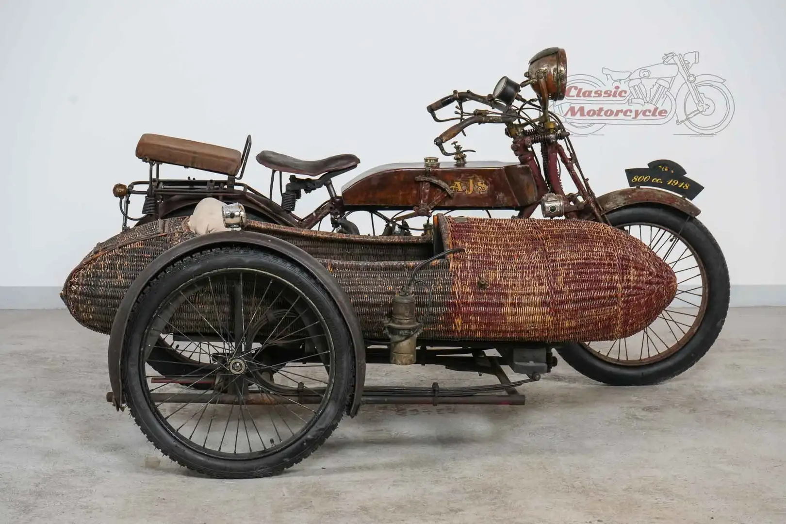 AJS Model D 1918 800cc 2 cyl sv Gespann Hnědá - 2