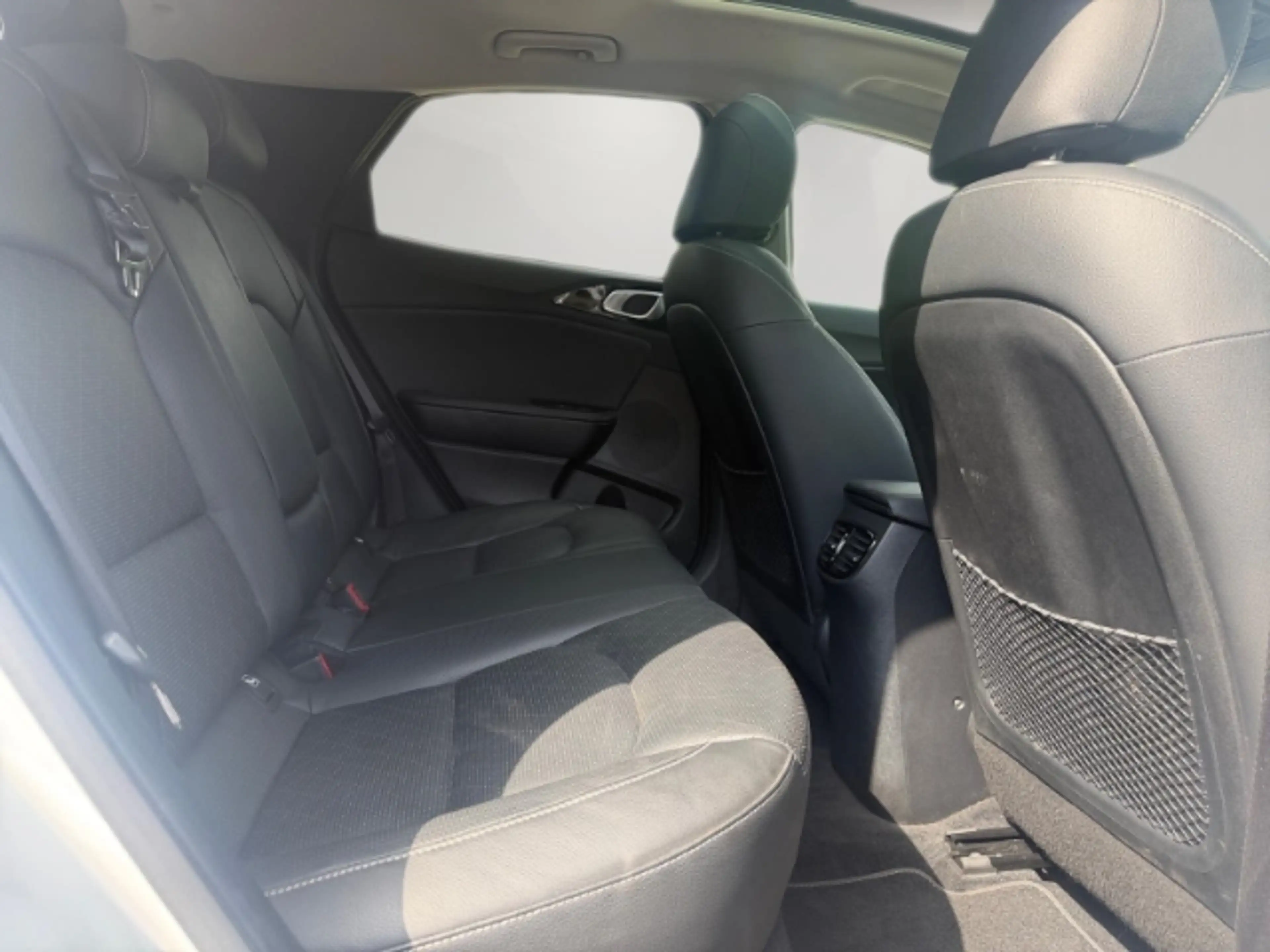 Kia XCeed PLATINUM ED 1.5 T-GDI DCT7 GLASDACH,NAVI,DAB — photo 13