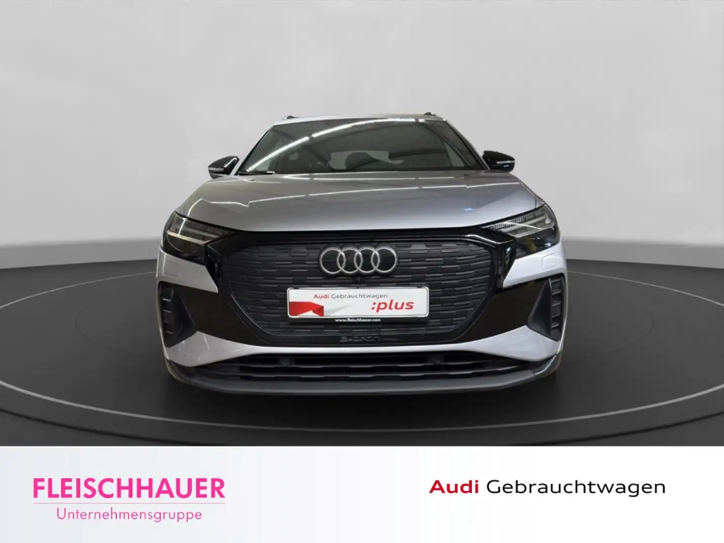 Audi Q4 e-tron 40 e-tron MATRIX+ACC+HUD+NAVI+PDC V&H+RFK+CARPLAY+ Ezüst - 2