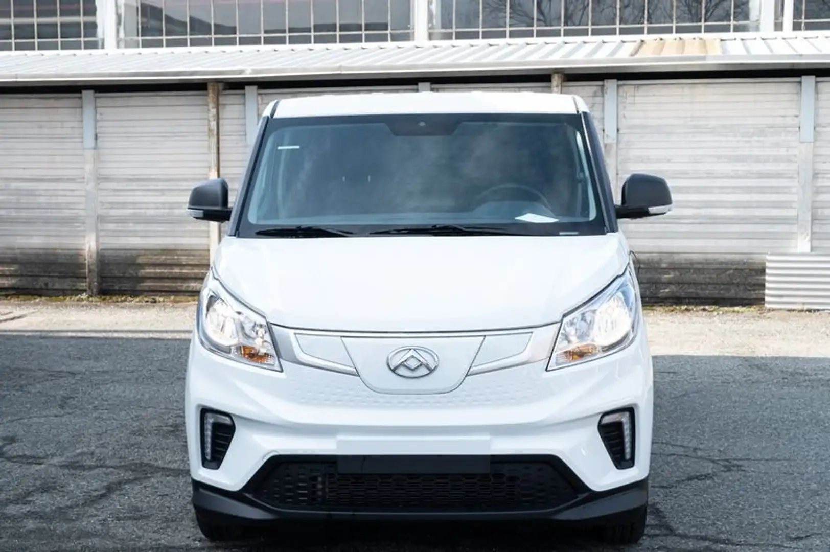 Maxus eDeliver3 50.23kWh PC-TN Furgone Bianco - 2