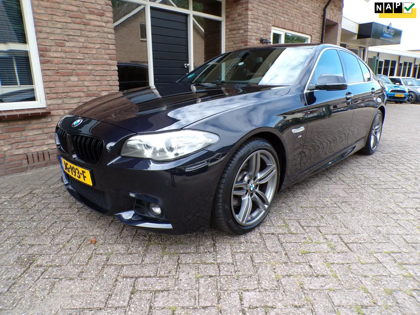 BMW 520 5-serie 520i M Sport Edition High Executive Schwarz - 1