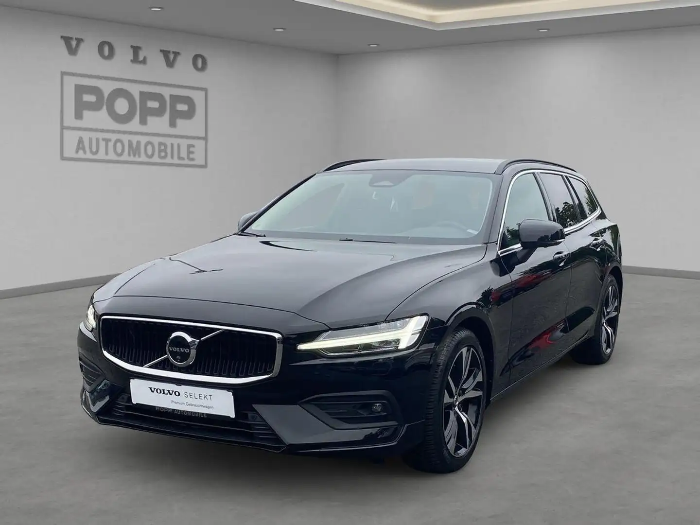 Volvo V60 B4 FWD Core 18" 360° 4xSHZ ACC FHZ LED LHZ Noir - 1
