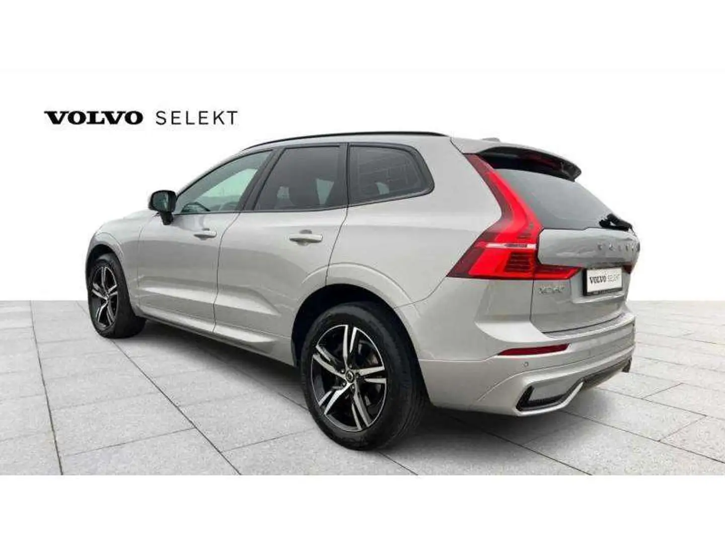 Volvo XC60 Plus Dark Gris - 2