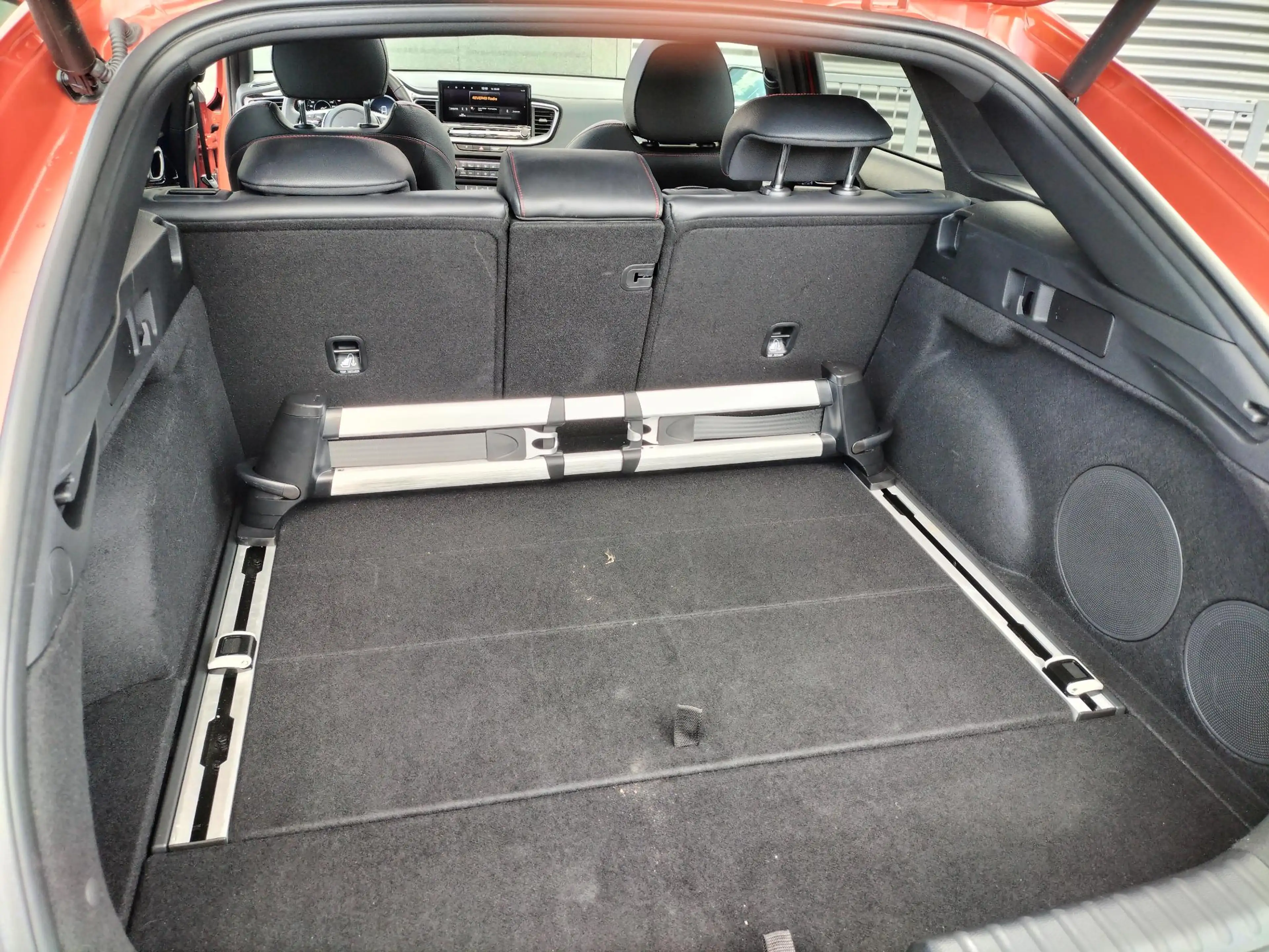 Kia ProCeed / pro_cee'd 1.6 T-GDi GT 204PK / Schuifdak / Trekhaak / JBL — photo 13
