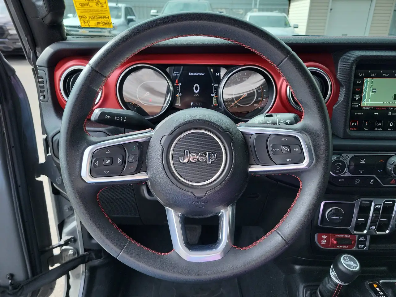 Jeep Wrangler снимка Jeep Wrangler