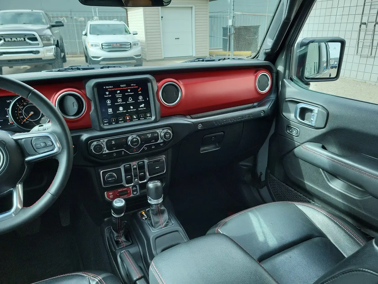 Jeep Wrangler снимка Jeep Wrangler