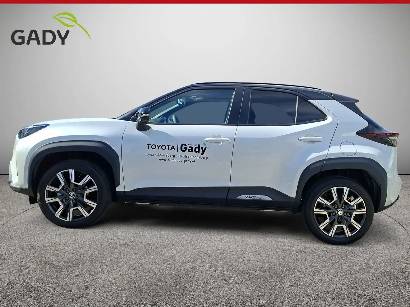 Toyota Yaris Cross 1,5 HSD 4WD Style Advanced Safety Paket Weiß - 2