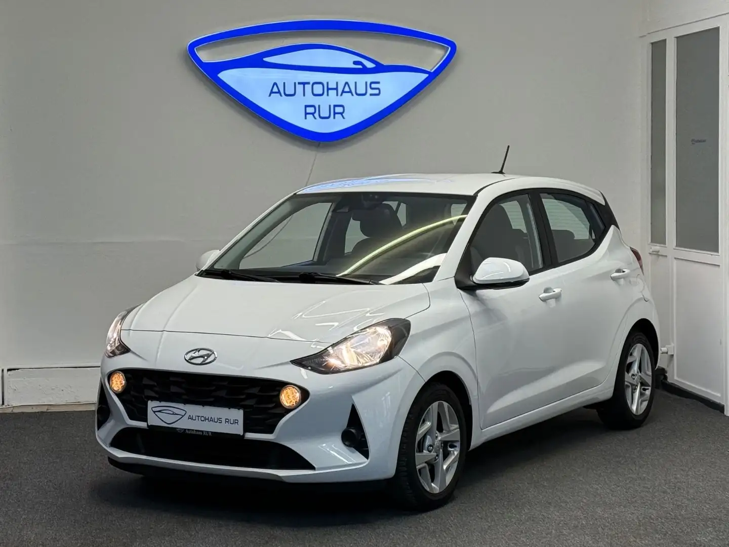 Hyundai i10 Trend/Nur 8tkm/1Te Hand/Navi/Klima Blanc - 1