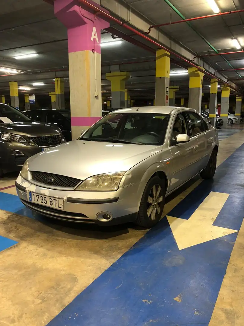 Ford Mondeo 2.0 TDCi Ambiente 115 Argent - 2