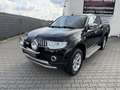 Mitsubishi L200 2.5DI-D 4WD Doppelkabine **Top-Gepflegt** Schwarz - thumbnail 10