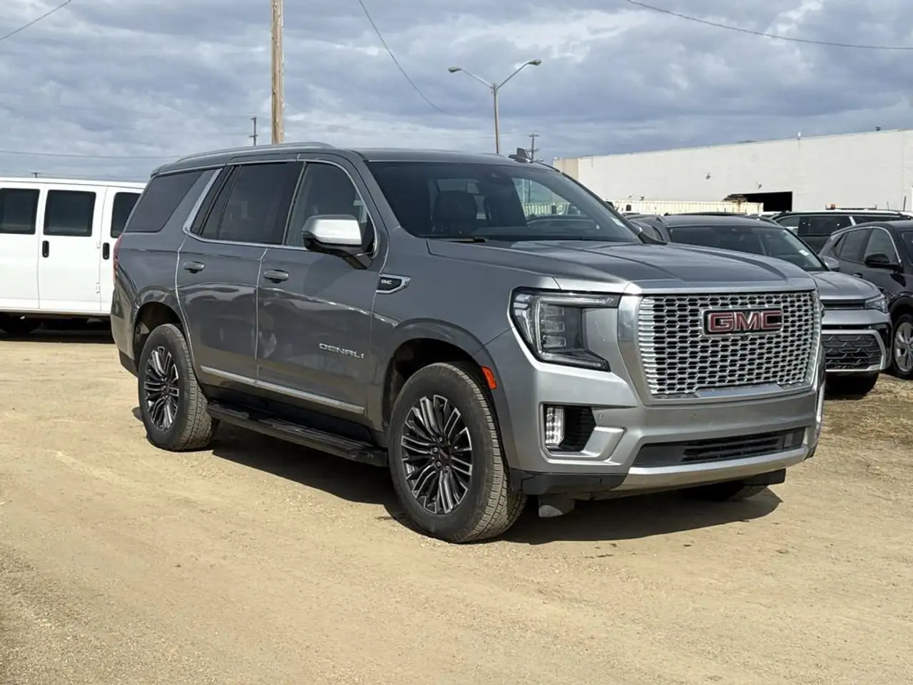 GMC Yukon снимка GMC Yukon