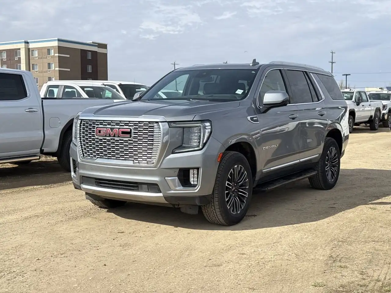 GMC Yukon снимка GMC Yukon