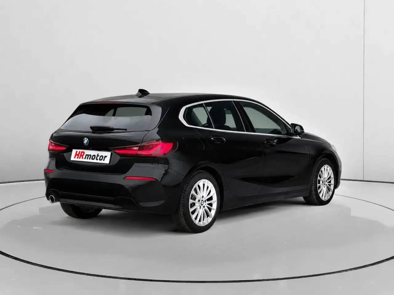 2023 BMW 118 118i, photograph 3