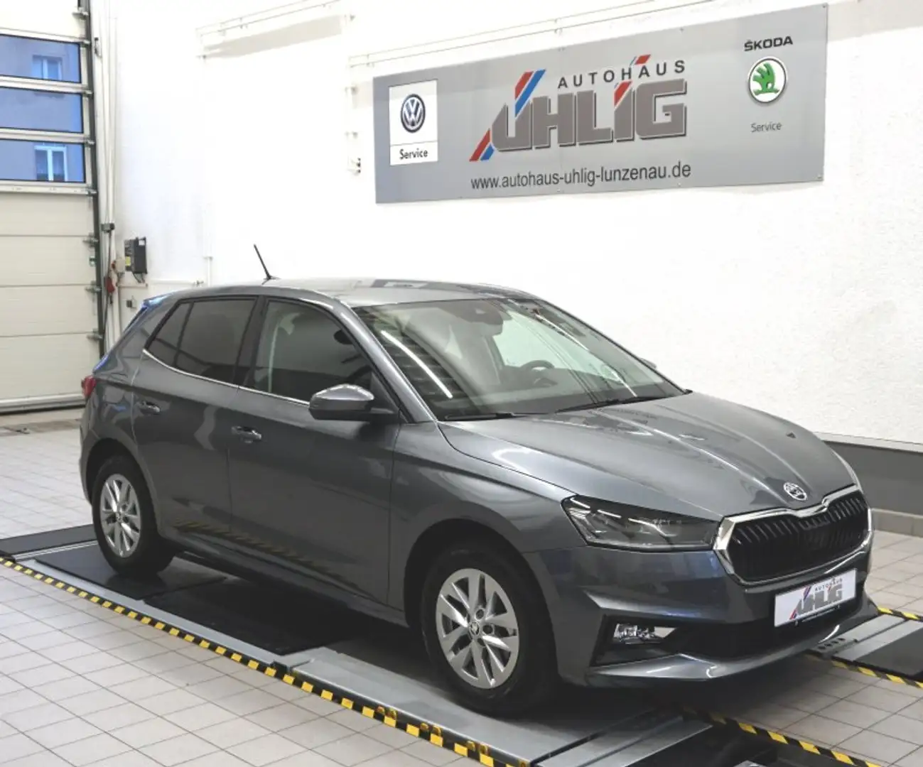 Skoda Fabia 1.0TSI Style  ACC beheiz.WSS +Lenkr. Smart link Grau - 1
