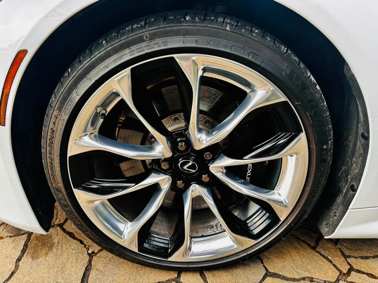 Lexus LC photo Lexus LC