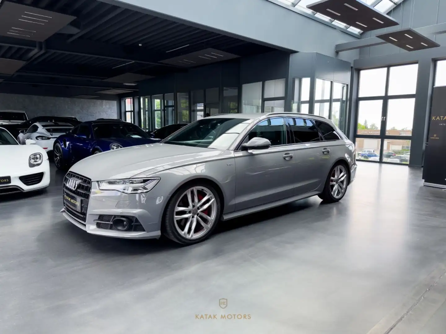 Audi A6 Avant 3.0 TDI/S LINE/SHADOW/KAMERA/STANDHEIZU Grau - 2