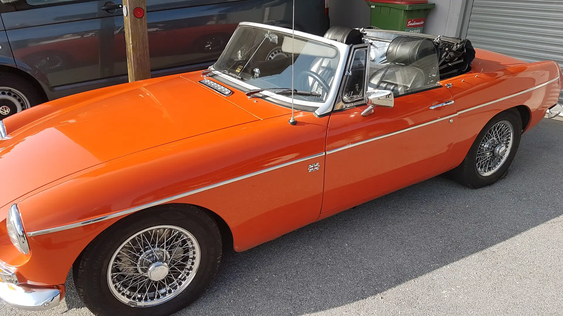 MG MGB MKIII Orange - 1