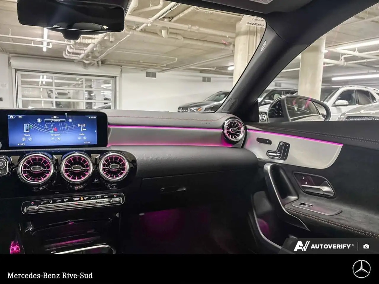 Mercedes-Benz CLA снимка Mercedes-Benz CLA