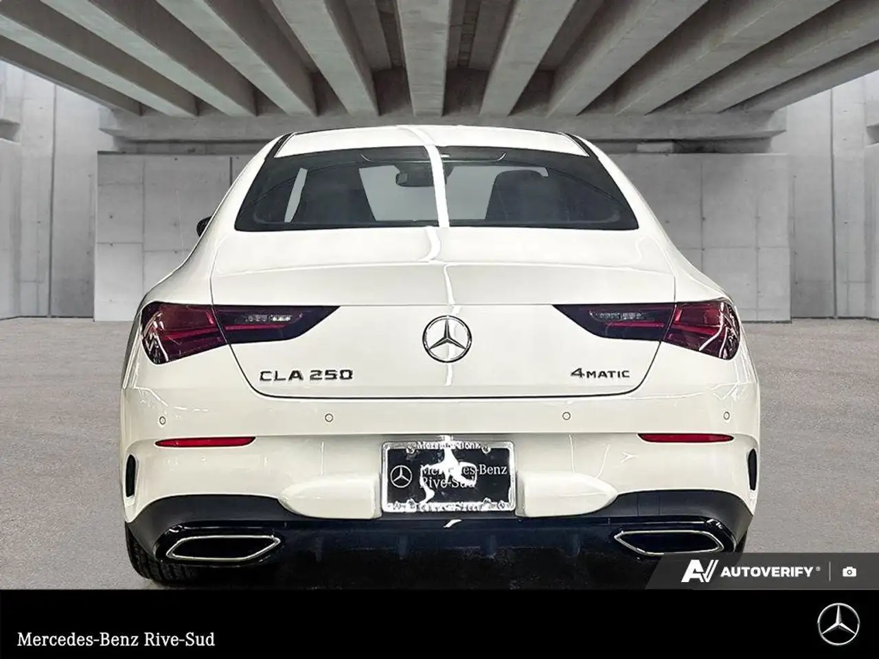 Mercedes-Benz CLA снимка Mercedes-Benz CLA